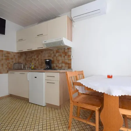 Apartments Buturajac Krk Town Exterior photo