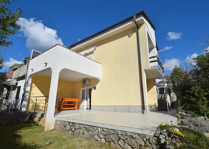 Apartments Buturajac