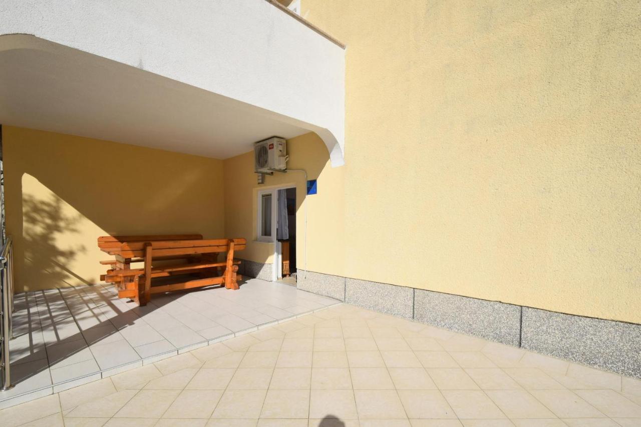 Buturajac Apartment Krk Town