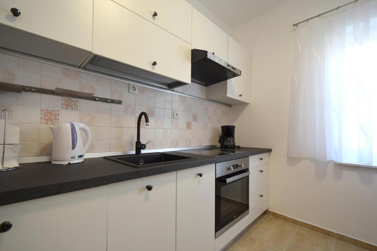 Apartment Buturajac